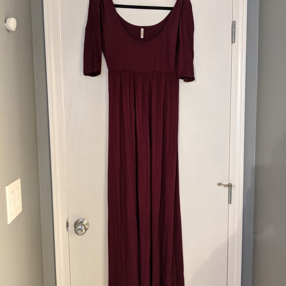 Pinkblush Crimson Maxi Dress with Sleeves L - Picture 1 of 4